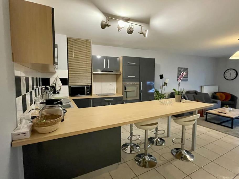 L'Ideal Cosy-Wifi-Netflix Et Garage Vienne  Dış mekan fotoğraf